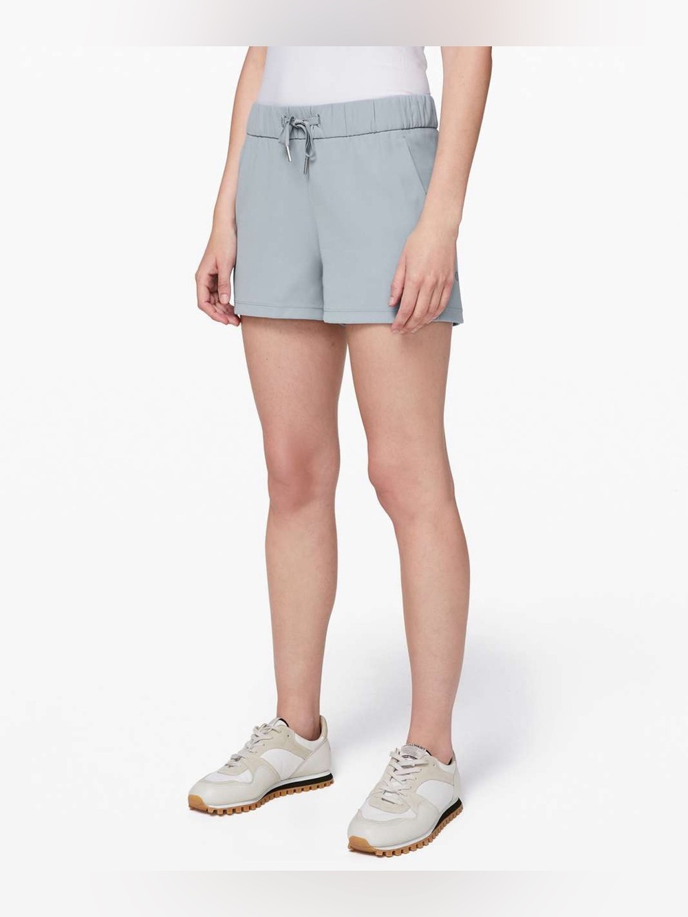 Lululemon On the Fly Short Woven 2.5"
